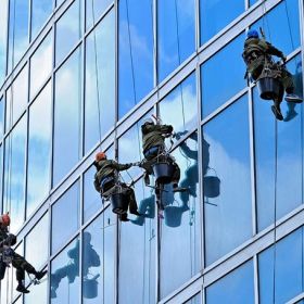 Glass cleaning services in Delhi